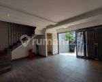 thumbnail-dijual-townhouse-modern-minimalis-di-cipete-jakarta-selatan-8