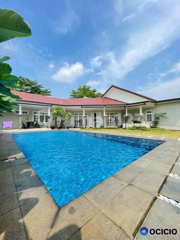 Jual Cepat Rumah Mewah di Pejaten Barat, Lokasi Strategis