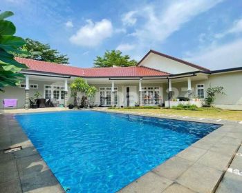 Jual Cepat Rumah Mewah di Pejaten Barat, Lokasi Strategis