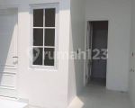 thumbnail-jual-rumah-model-classic-dalam-komplek-jakarta-barat-10