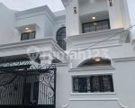 thumbnail-jual-rumah-american-modern-style-di-joglo-jakarta-barat-0