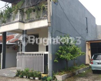 Rumah 2 lantai  gununganyar Wiguna  Purimas Rungkut Surabaya