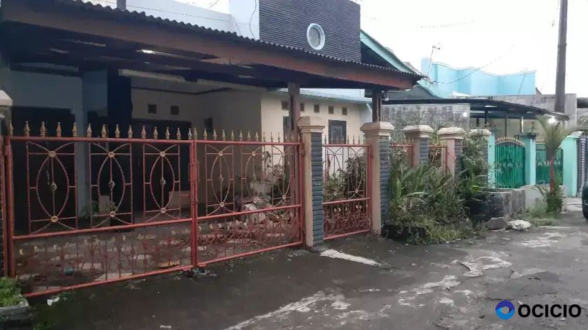 Dijual rumah luas tanah 240 m2 murah di patriot jakasampurna dekat LRT