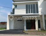 thumbnail-sewa-rumah-2-lantai-baru-pink-diamond-sidoarjo-sedati-dekat-tol-5