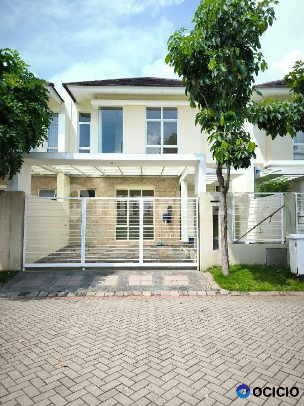 Rumah 2 Lantai Bagus Lokasi Strategis Griya Galaxy Surabaya Timur