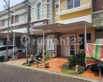 Dijual Rumah Asri Nyaman Siap Huni Cluster Amarillo, Gading Serpong