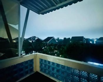 Rumah dalam komplek tamansari puri bali kota depok