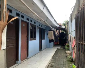 Rumah kontrakan Parigi Curug Tangerang