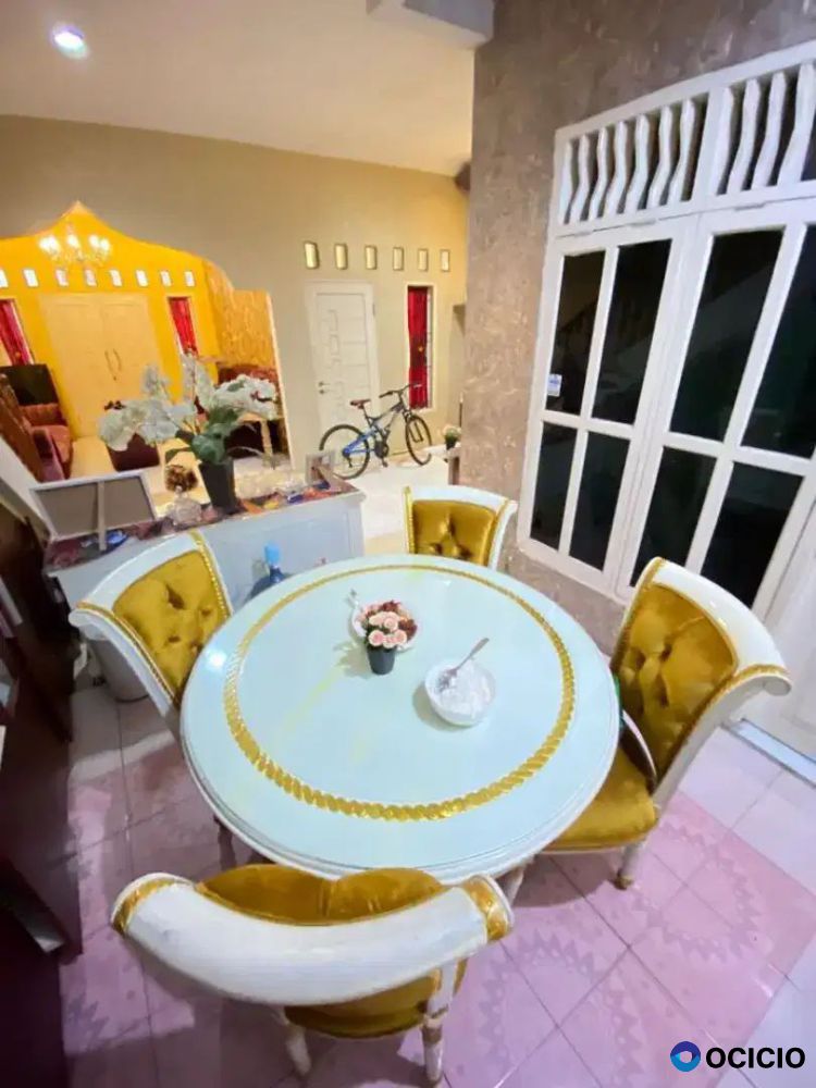 Rumah 2 Lantai nempel gading serpong