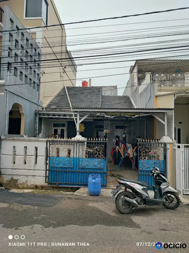 Rumah Vila rizki ilhami dekat Sumarecon serpong