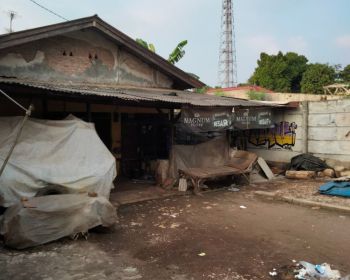 Rumah dipinggir jalan utama cileungsi
