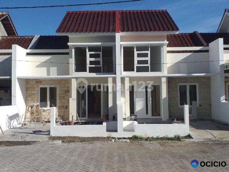 Rumah Surabaya Wonorejo Rungkut Greenlake Natural Living New Toba