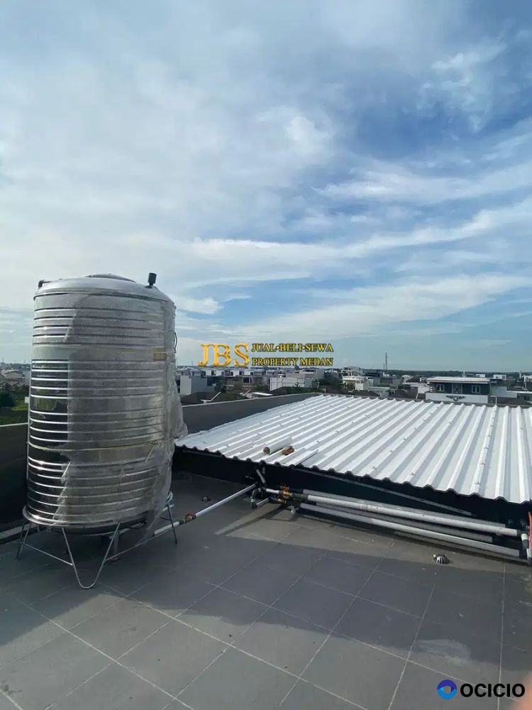 Dijual Villa 3 Tingkat di Komplek Givency One Tahap 1 - Medan