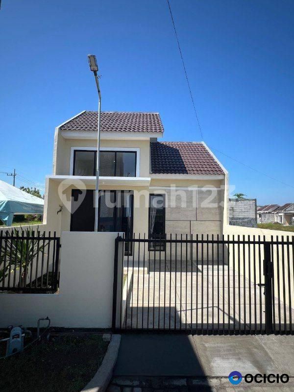 Rumah Baru Bagus Minimalis Strategis Permata Kwangsan Surabaya