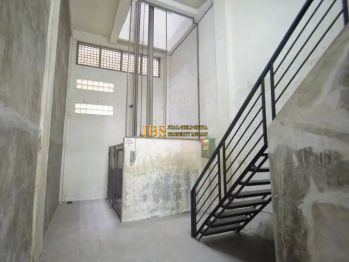 Dijual Ruko Siap Pakai di Jalan Ahmad Yani IV (Simp. Jalan Mesjid)