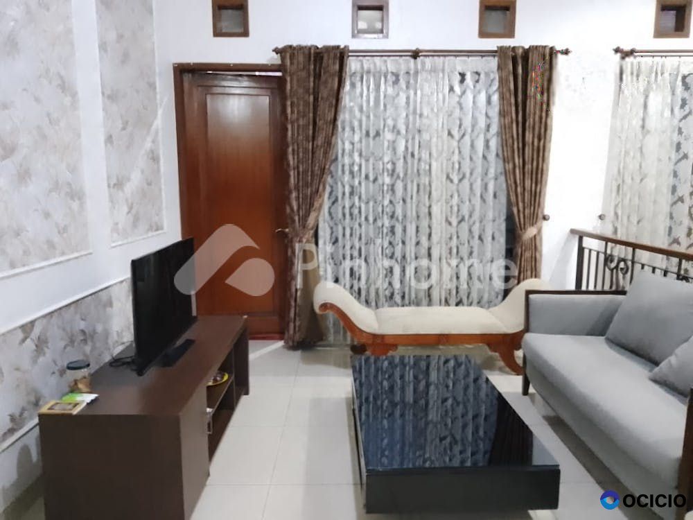 Dijual Rumah Mewah Nyaman Dan Asri Full Furnish di Pondok Hijau