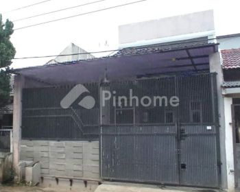 Dijual Rumah Tinggal Siap Huni di Taman Holis Indah