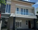 thumbnail-dijual-rumah-minimalis-modern-di-cluster-eksklusif-cigadung-0