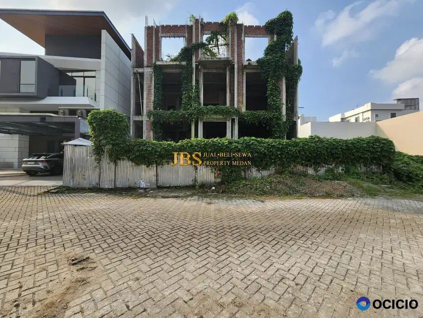 Jual Villa Komplek D'Versailes Polonia Jalan Perhubungan Udara - Medan