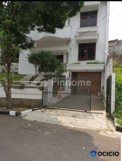 Dijual Rumah Siap Huni Di Lokasi Strategis di Surya Setra