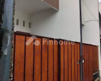 Dijual Rumah Mungil Sangat Cocok Untuk Investasi di Sayap Jl Sudirman-Jamika
