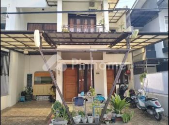 Dijual Rumah Siap Pakai di Buana Ciwastra Residence