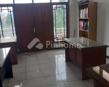 Dijual Ruko Siap Pakai di Dago Asri