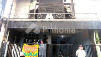 Dijual Rumah Kost Perum2 Karawaci Tangerang di Karawaci