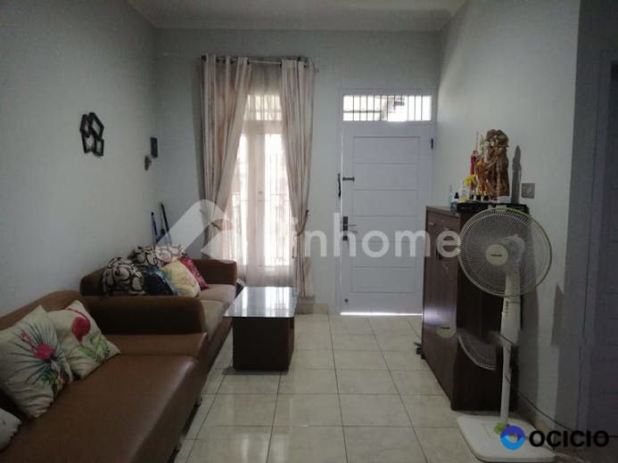 Dijual Rumah Siap Pakai di Vila Rizki Ilhami Jl. Legok Raya