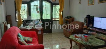 Dijual Rumah Sangat Strategis di Cigunung Indah