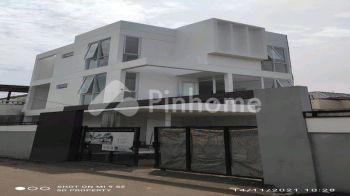 Dijual Rumah Lokasi Strategis Harga Terbaik di Jl. Perdana, Pesanggrahan,