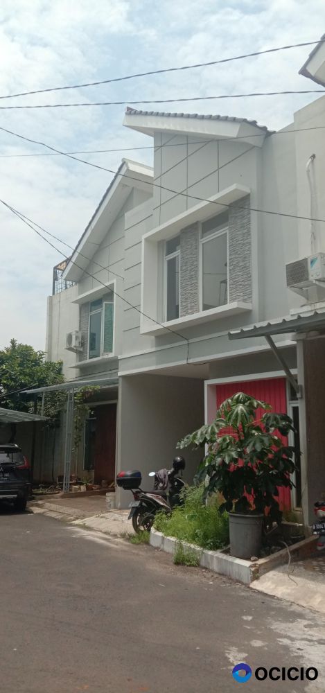 Rumah murah 2 lantai dekat pasar Kranggan Bekasi kota