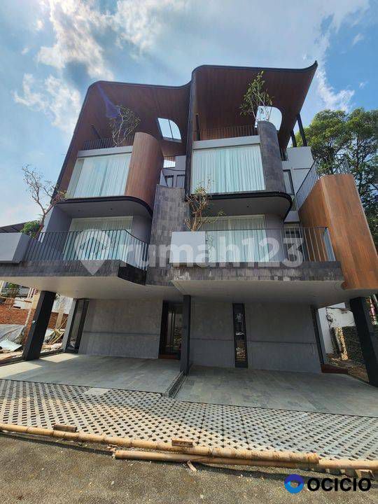 Rumah Modern Minimalis Lokasi Strategis di Kemang Jakarta Selatan
