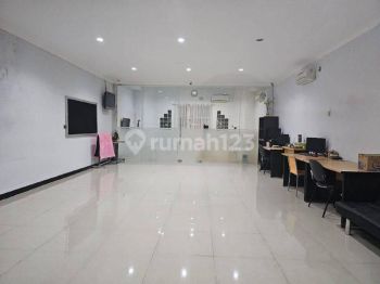 Ruko Bagus Siap Pakai Strategis Rungkut Mapan Sebelah Yakaya