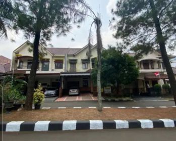 Dijual Rumah Dalam Komplek Elite di PESONA KHAYANGAN