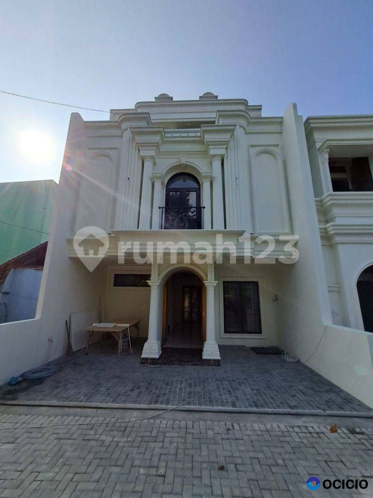 Dijual Rumah Mewah Clasic Victoria Di Kahfi 1 Jagakarsa