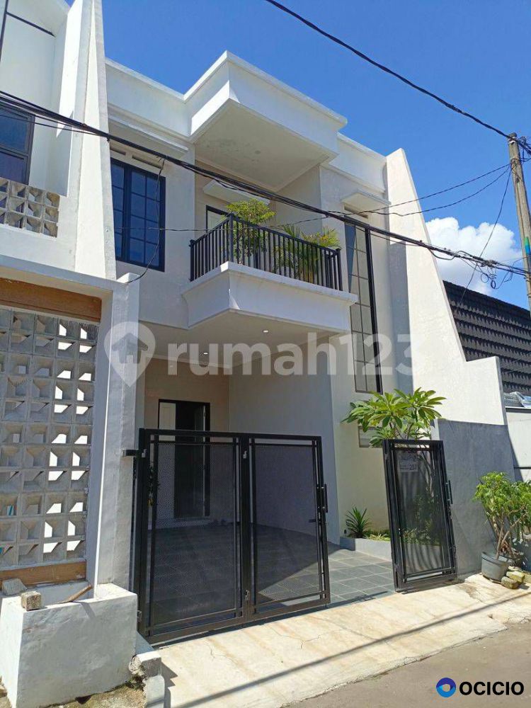 Dijual Murah Dan Siap Huni Dalam Komplek Di Cinere Depok