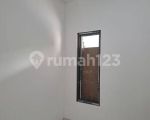 thumbnail-dijual-rumah-25-lantai-sip-huni-di-tanah-baru-beji-depok-8