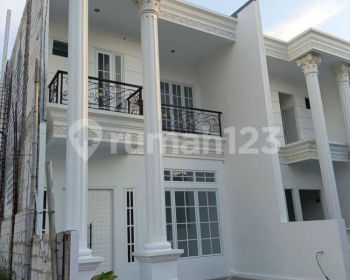 Dijual Rumah Classic Modern Di Cipedak Jagakarsa
