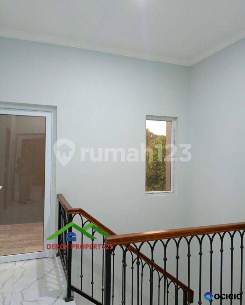 Dijual rumah 2 Lantai 700 an juta di Srengseng Sawah Jagakarsa