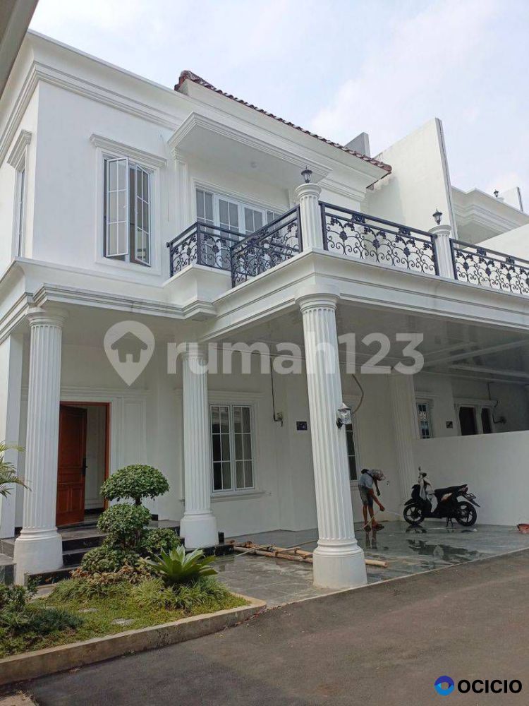 Rumah Luas Siap Huni Di Kahfi 1 Jagakarsa