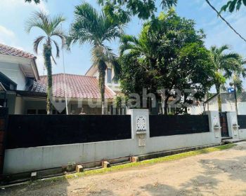 Dijual Rumah Luas Dan Murah Di Bukit Cinere Depok