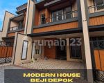 thumbnail-dijual-rumah-mewah-elegan-di-kukusan-beji-depok-0