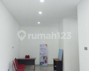 Dijual Rumah Murah Dan Siap Huni Dekat Toll krukut Limo Depok