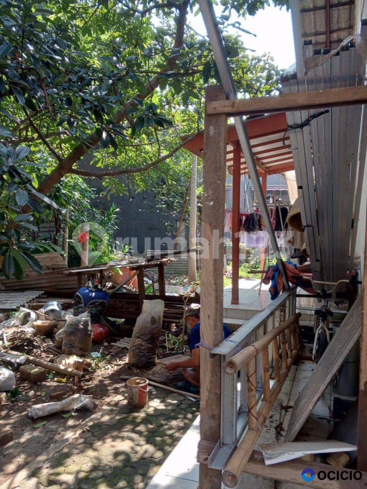 Dijual Lahan Cocok Untuk Rumah Dekat Stasiun Depok Baru