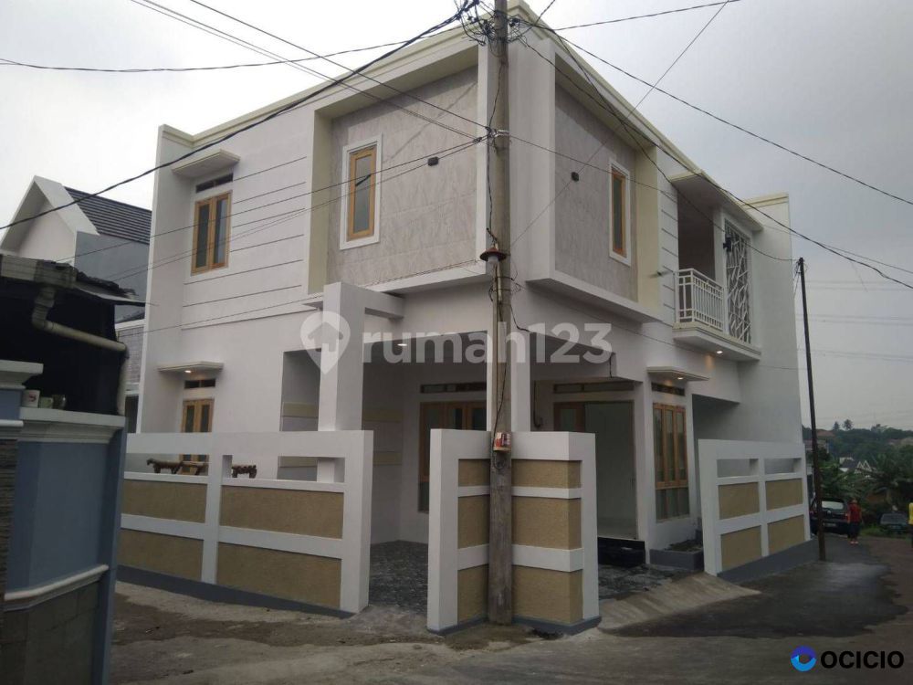 Rumah 2 Lantai Free Biaya Dekat Toll Desari