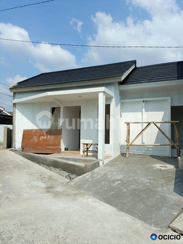 Rumah Hook dalam Komplek Di Pancoran Mas