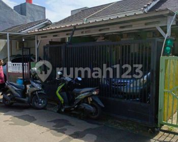 Dijual BU Rumah Murah Dalam Komplek Di Meruyung