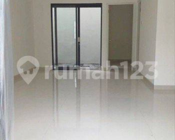 RUMAH BARU RUNGKUT  SURABAYA SELATAN  BARU GRESS ada 3 unit