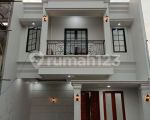 thumbnail-rumah-2-lantai-dalam-komplek-di-jagakarsa-jakarta-selatan-4